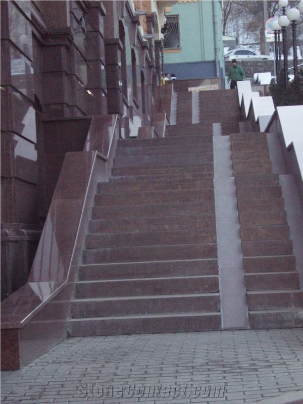 Rosso Carpazi Stairs and Steps