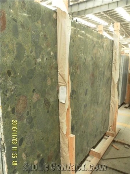 Verde Salvador/ Green Granite Slabs & Tiles