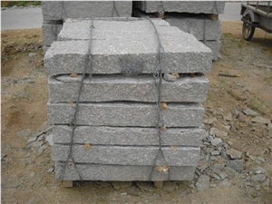 G375 Granite Kerbstone