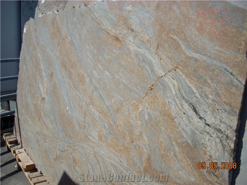 Sahara Gold Granite Slabs