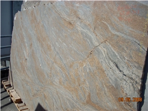Sahara Gold Granite Slabs