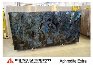 Aphrodite Extra Granite Slabs