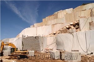 Santa Ceclia Granite Quarry, Blocks