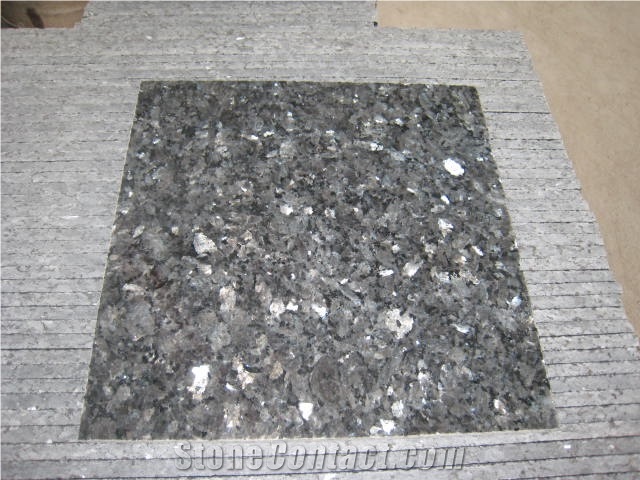Labrador Silver Pearl Granite Slabs & Tiles