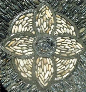 Pebble Stone Mosaic Medallions