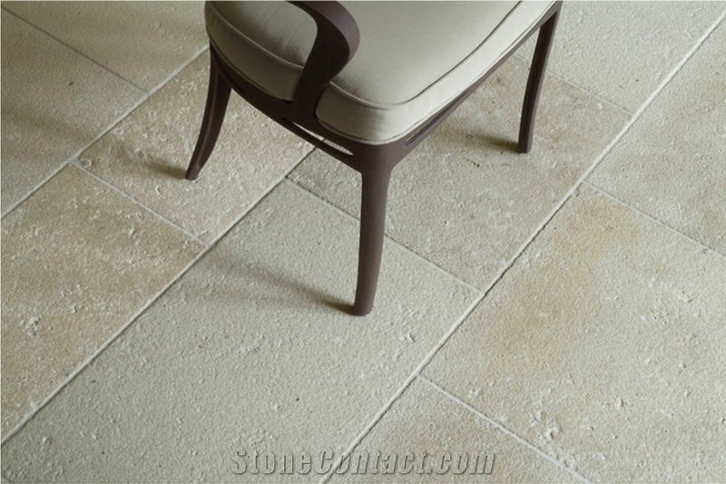 Massangis Jaune Clair Limestone Floor Tile