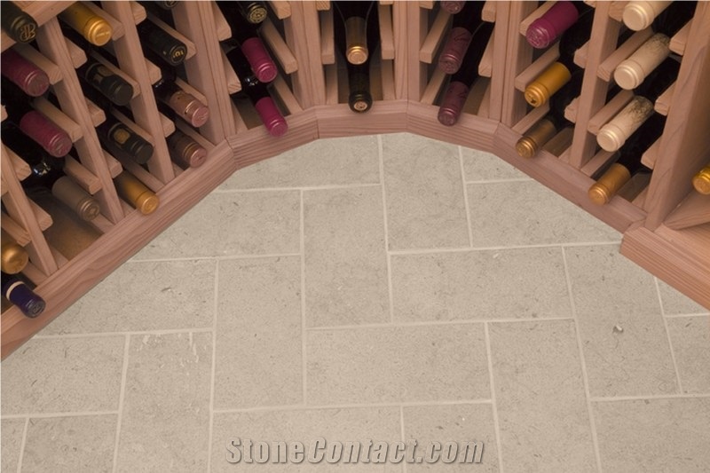 Wine Cellar in Poiseul Beige