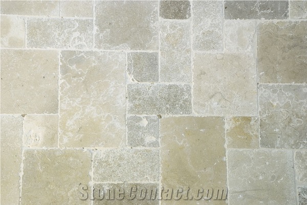 Biancone Di Asiago Limestone Slabs & Tiles, Italy Beige Limestone
