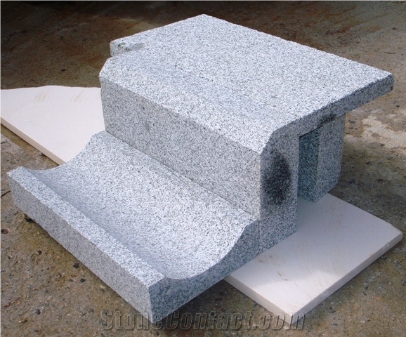 Sidewalk Application Of Granite Cinctured Rain Duc