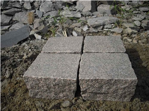 G354 Granite Flamed Cobble Stone