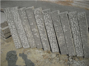 G354 Grey Granite Pillars