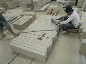 G682 Yellow Granite Stairs and Steps