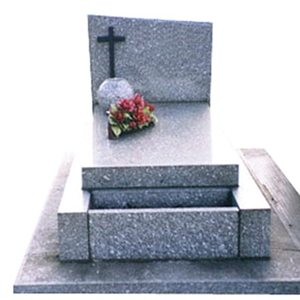 European Granite Cemetery Monument, Ever Green Granite Monument