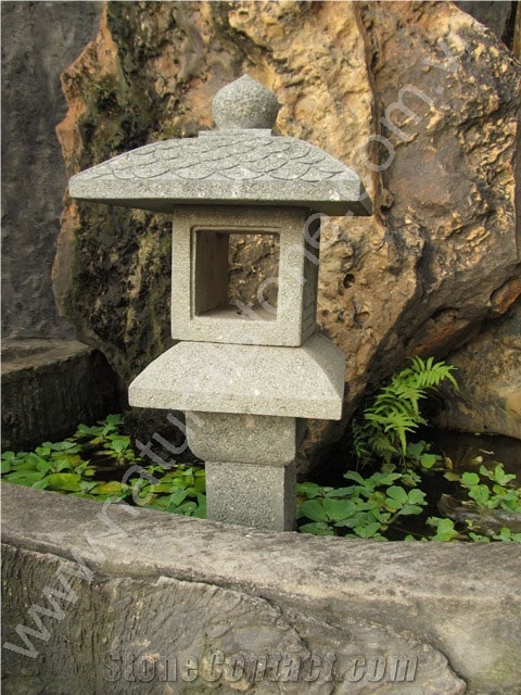Japanese Lantern - Maison Japonaise, Basalt Blue Stone