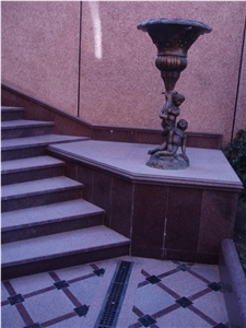 Carpazi Granite Stairs Top with Sculpture