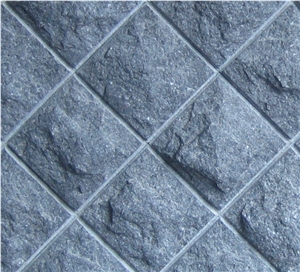 G684 Black Granite Natural Cleft Mushroom Stone