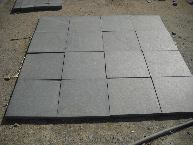 G308 Black Granite Tiles