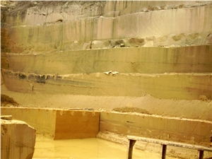 QC-sandstone Qarry-suuny Gold