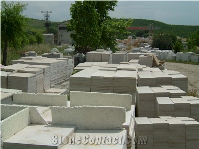 Bursa Beige Marble Tiles