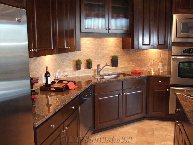 Tropical brown granite kitchen