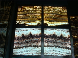 Onyx Tile