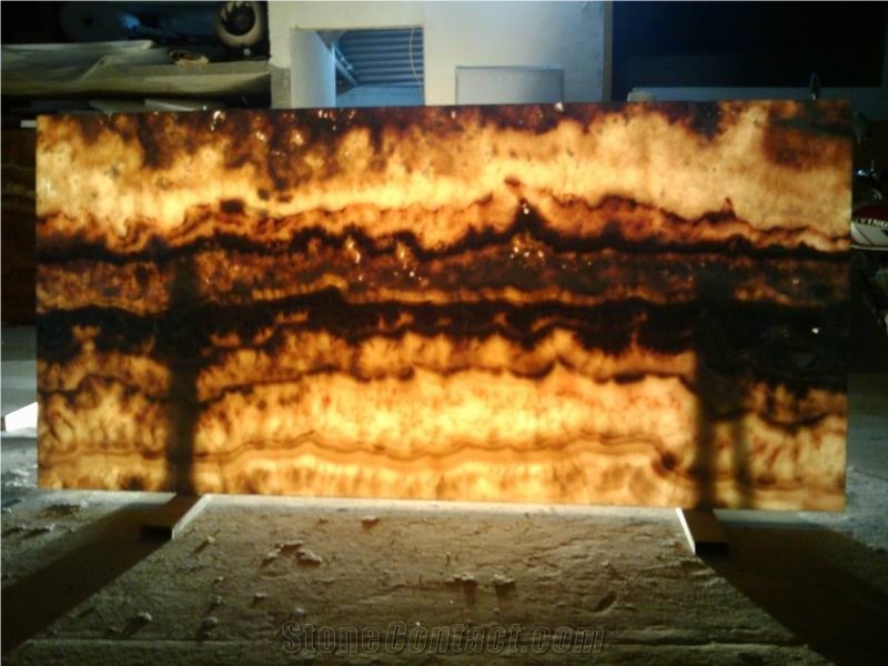 Translucent Tiger Vein Onyx Glass Panel