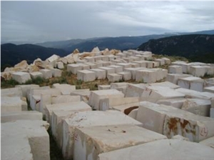 Mysia Beige Marble Blocks