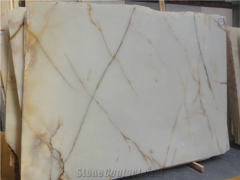 White with Yellow Line Onyx