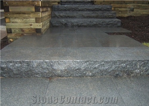 Padang Dark Black Granite Steps