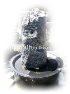 Granite Waterfall, Padang Dark Black Granite Fountain