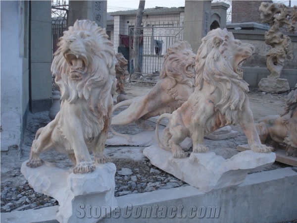 Europe Lion Sculpture