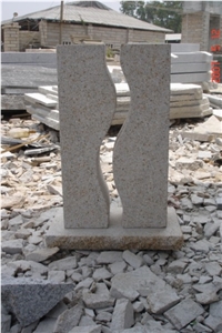 G682 Yellow Granite Pillar
