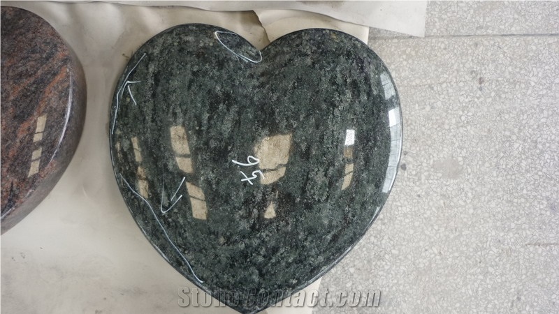 DL Heart Monument, Green Granite Heart Monument