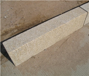 G682 China Yellow Granite Kerbstones