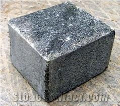 Granite Gabbro Cube, Kometa Black Granite