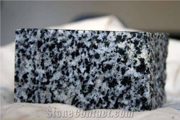 Granite Pokostovskij Cube (pokostivske), Grey Granite