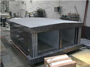 Granite Columbarium Monument, Black Granite Columbarium