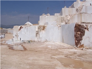 Burdur Beige Marble Blocks
