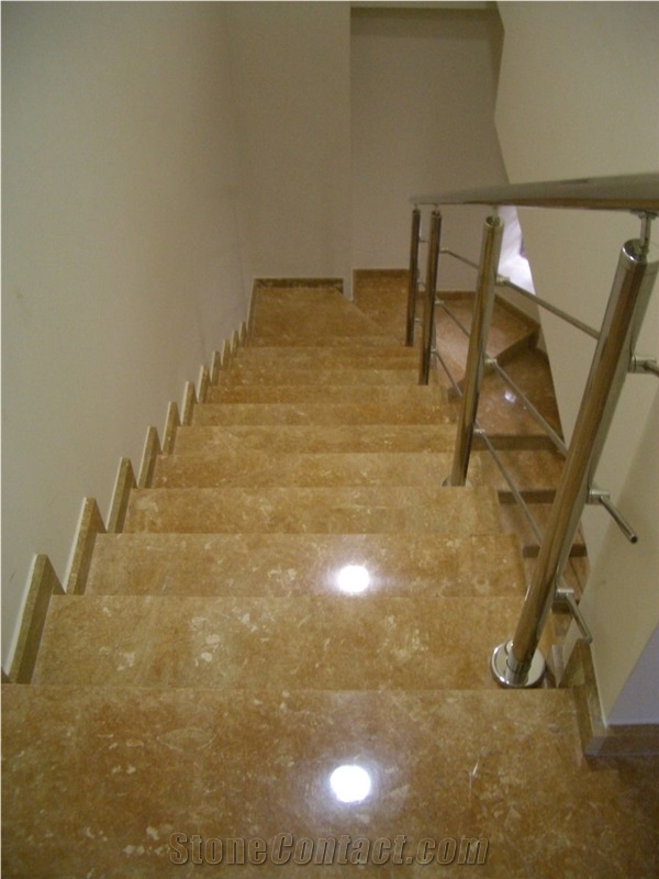 Dorado Levante Stairs, Alicante Yellow Marble