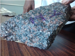 Indian Mahogany Granite Block