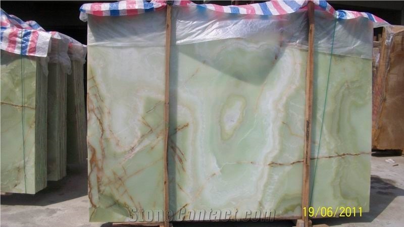 Backlit Green Onyx Glass Panel from China - StoneContact.com