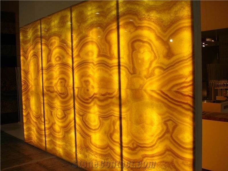Backlit Honey Onyx Glass Niche Wall