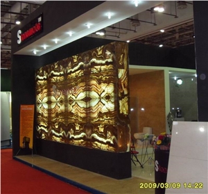 Backlit Tiger Vein Onyx Partition Wall