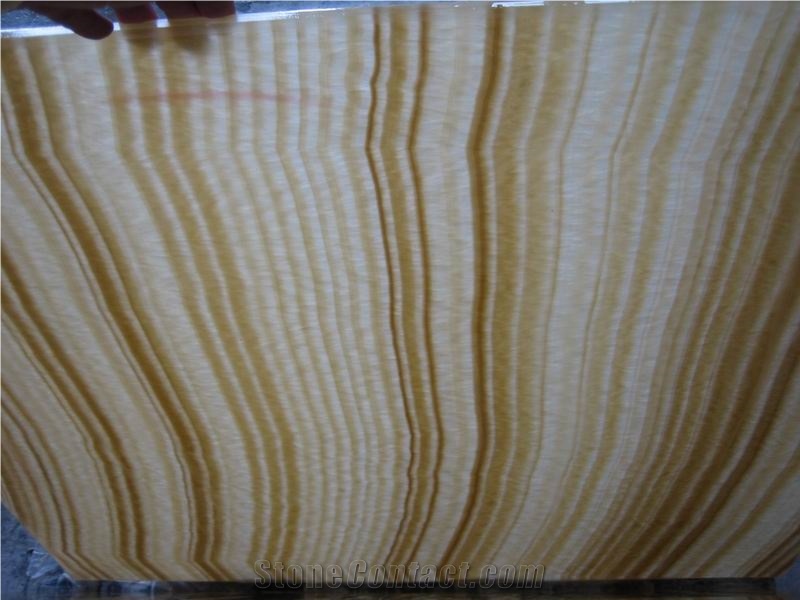 Translucent Wooden Vein Honey Onyx Glass Panel