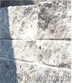 OYSTER PEARL Granite Block
