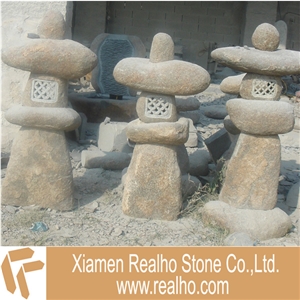 Chinese Garden Stone Lanterns, Mountain Stone Yellow Granite Lanterns
