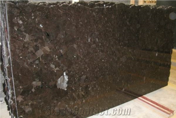 Angola Brown Granite Slab (Marron Antique Angola)