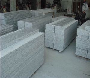 G640 Granite Step, Riser