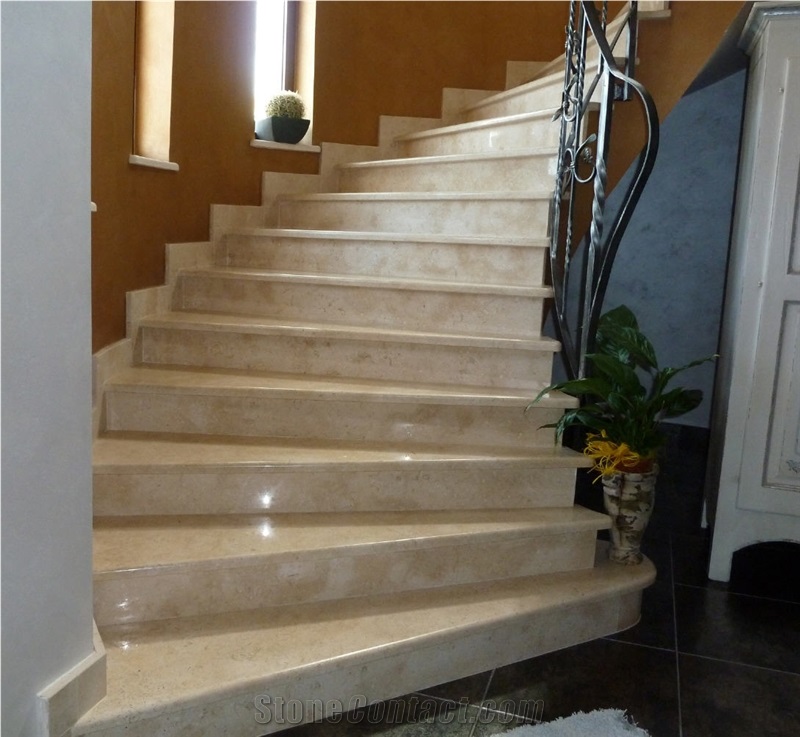 Biancone Apricena Stairs, Beige Limestone