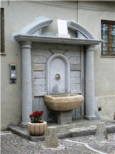 Granite Lavori Fontana, Sardinian White Granite Fountain